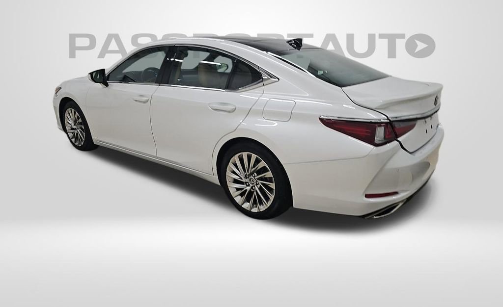 Used 2022 Lexus ES 350 Ultra Luxury w/ Accessory Package 2 image 6