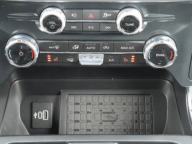 New 2025 Ford F150 XLT w/ Equipment Group 303A High image 21