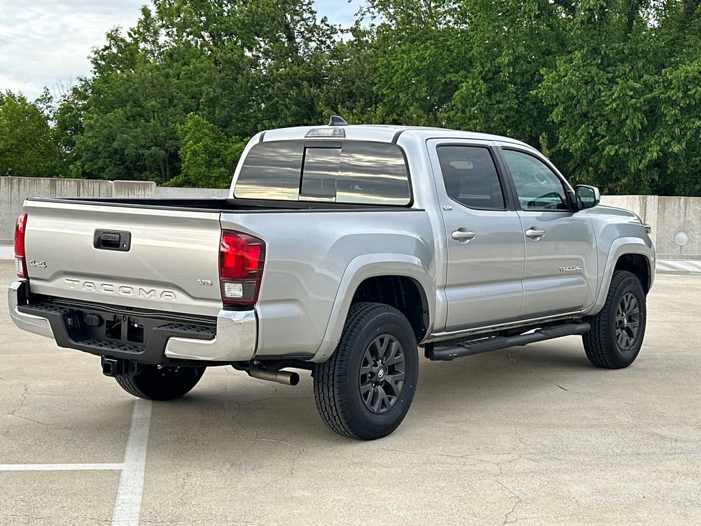 Used 2023 Toyota Tacoma SR5 AWD/4WD image 4