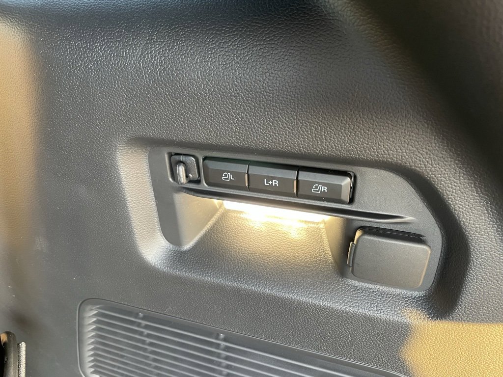 New 2026 Ford Explorer Tremor w/ Tremor Convenience Package image 38