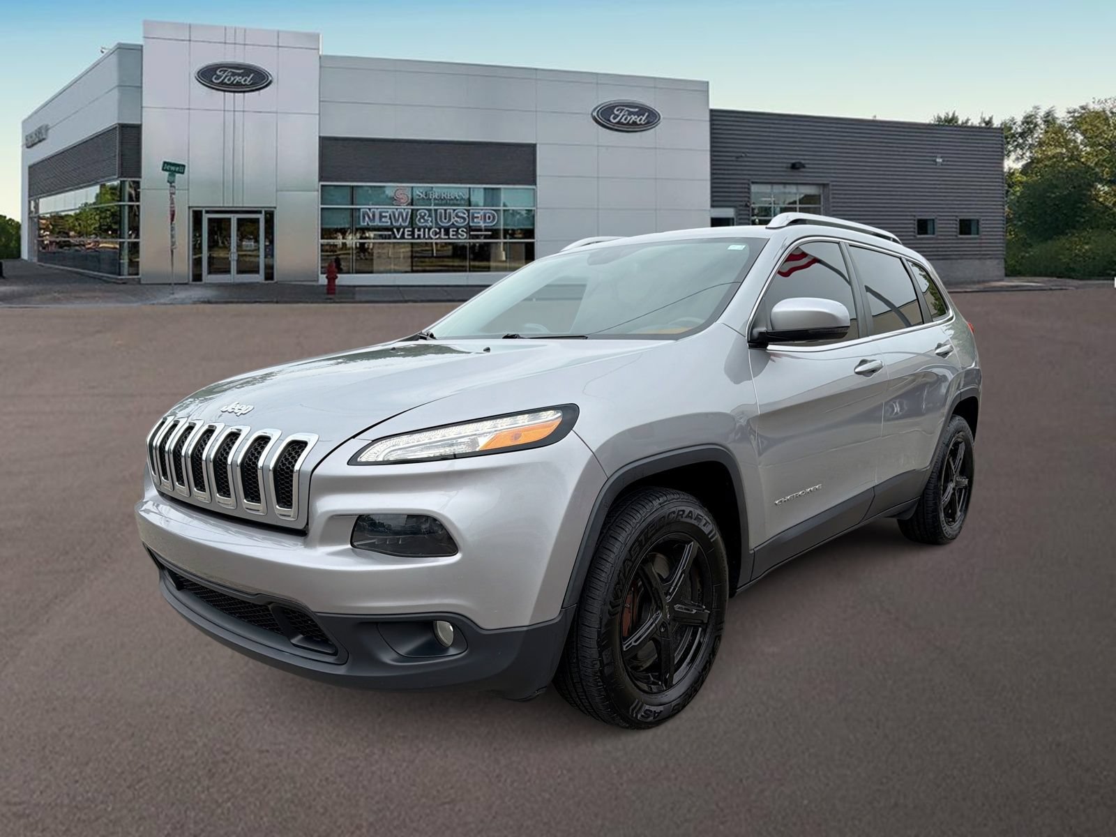 Used 2017 Jeep Cherokee Latitude w/ Safety/Convenience Group AWD/4WD image 1