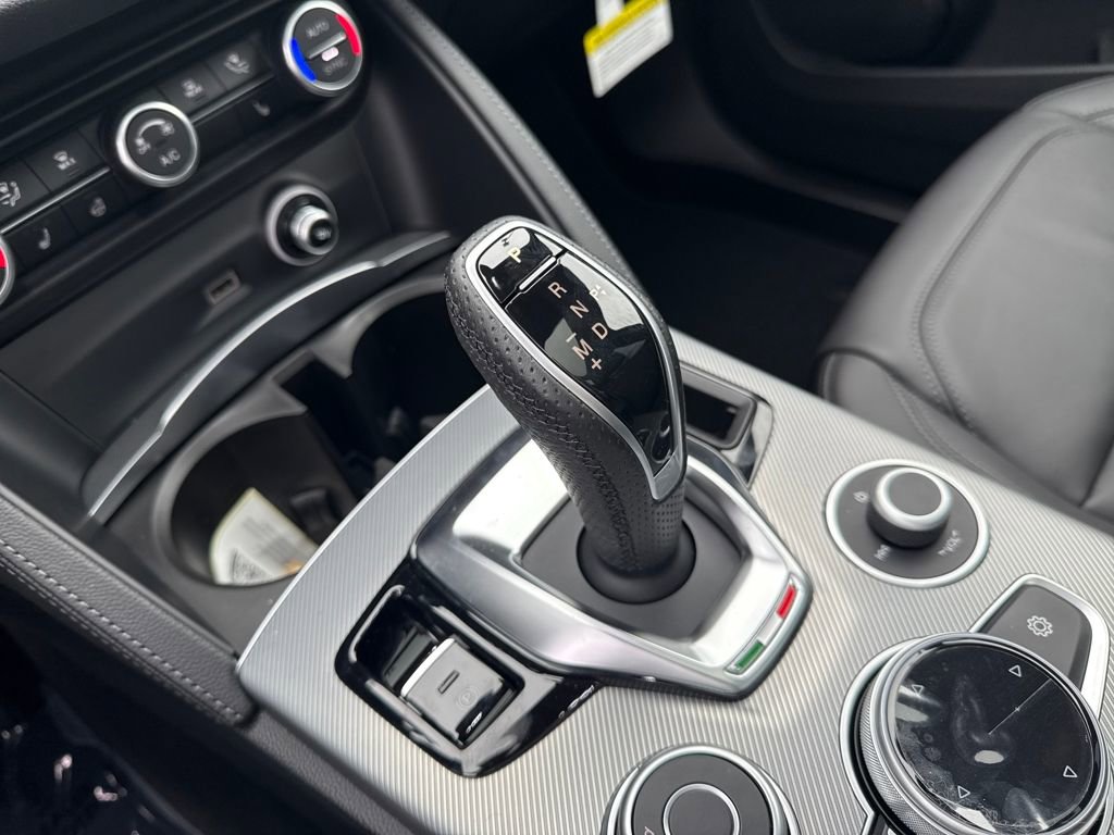 New 2025 Alfa Romeo Stelvio Sprint image 26