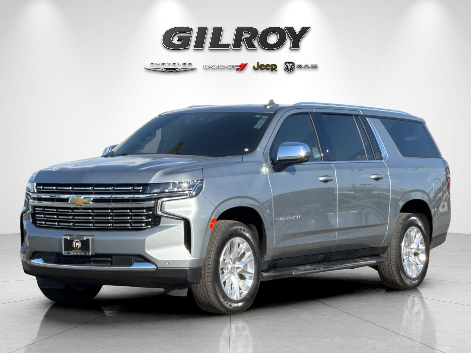 Used 2024 Chevrolet Suburban Premier w/ Premium Package AWD/4WD image 8