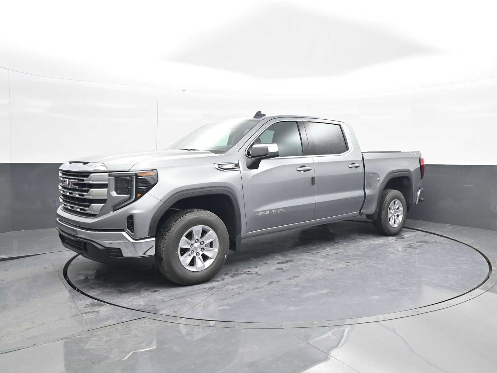 New 2026 GMC Sierra 1500 SLE w/ Preferred Package image 4