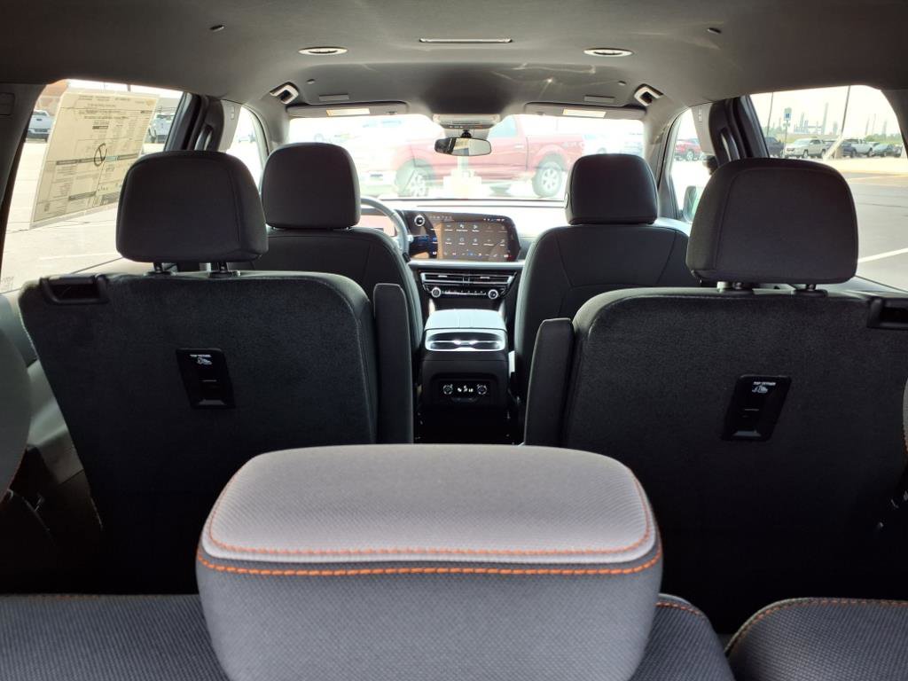 New 2026 Chevrolet Traverse LT w/ LPO, Floor Liner Package image 24