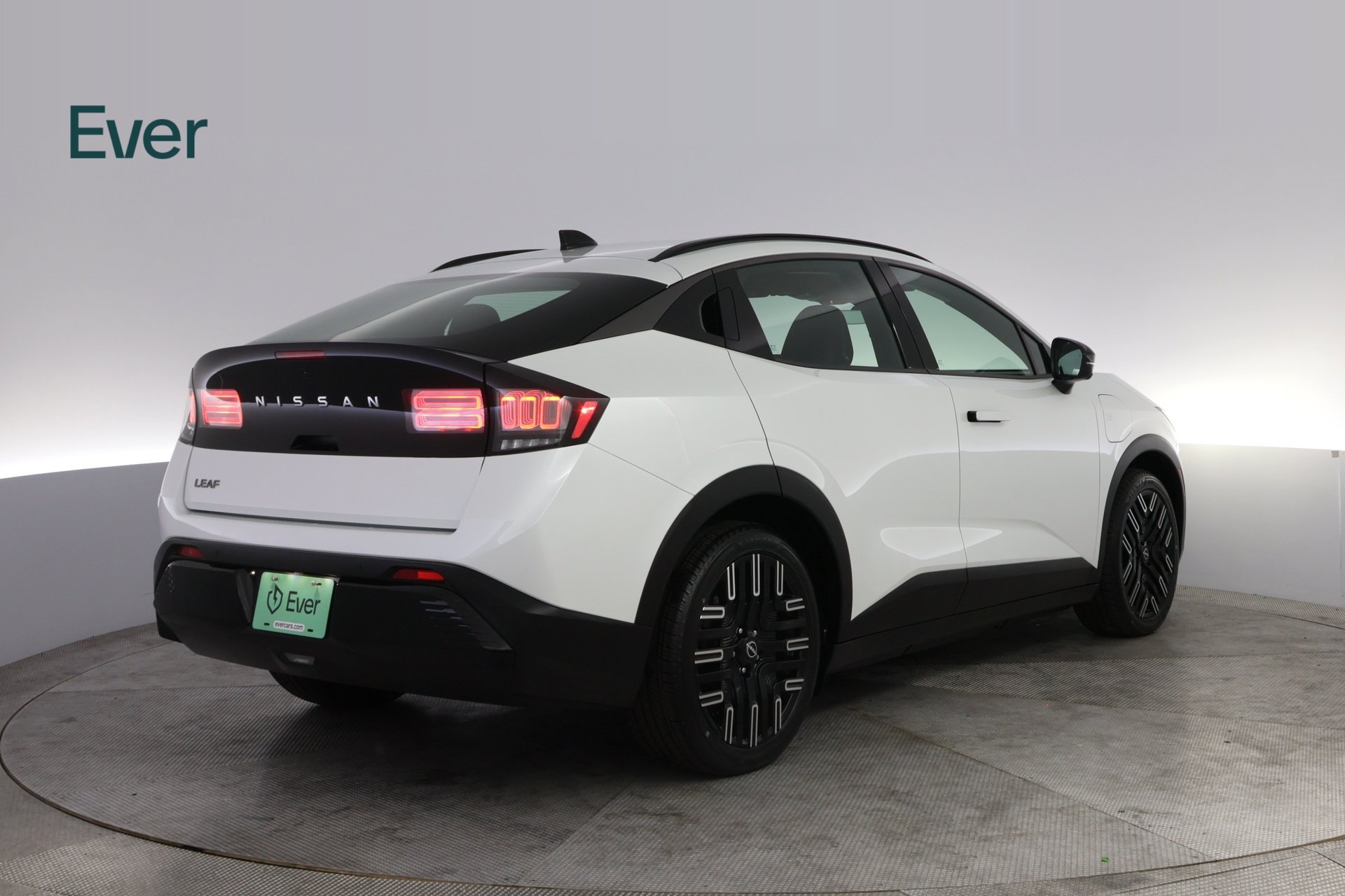Used 2026 Nissan Leaf Platinum+ FWD image 3