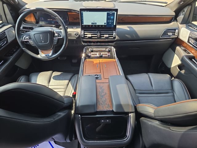 Used 2023 Lincoln Navigator L Black Label AWD/4WD image 28