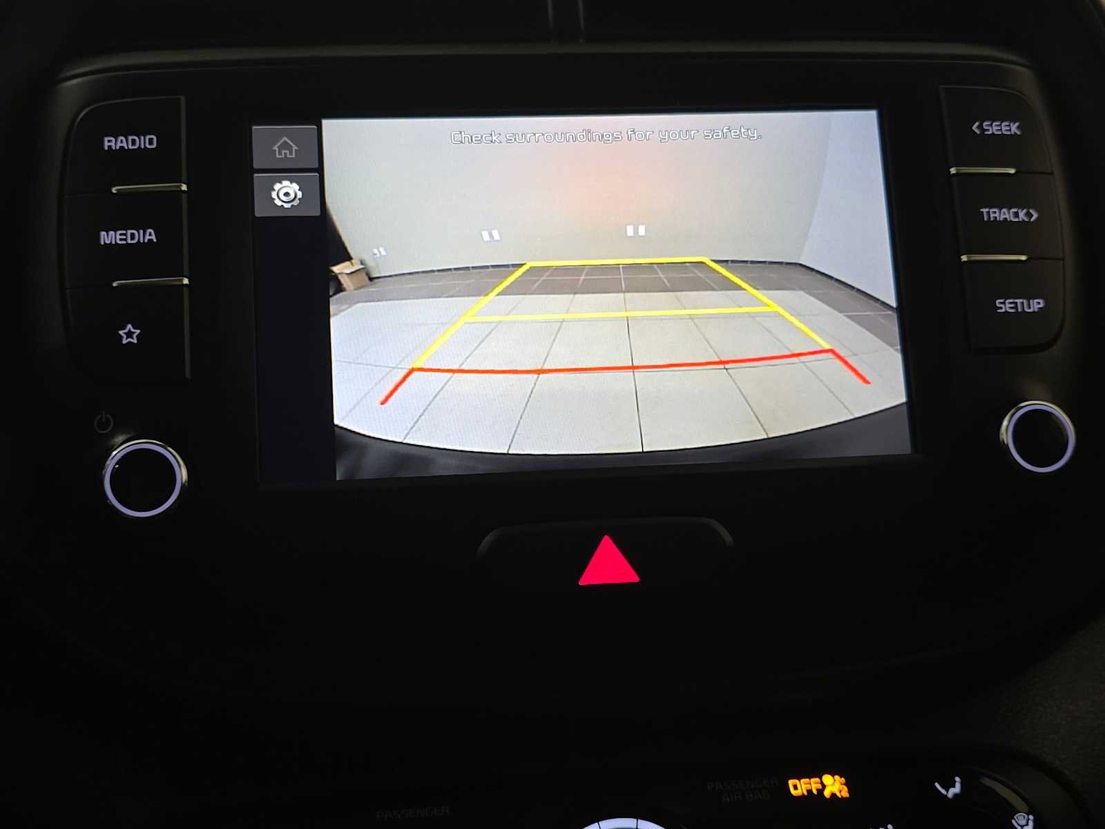 Used 2023 Kia Soul LX w/ LX Technology Package FWD image 13