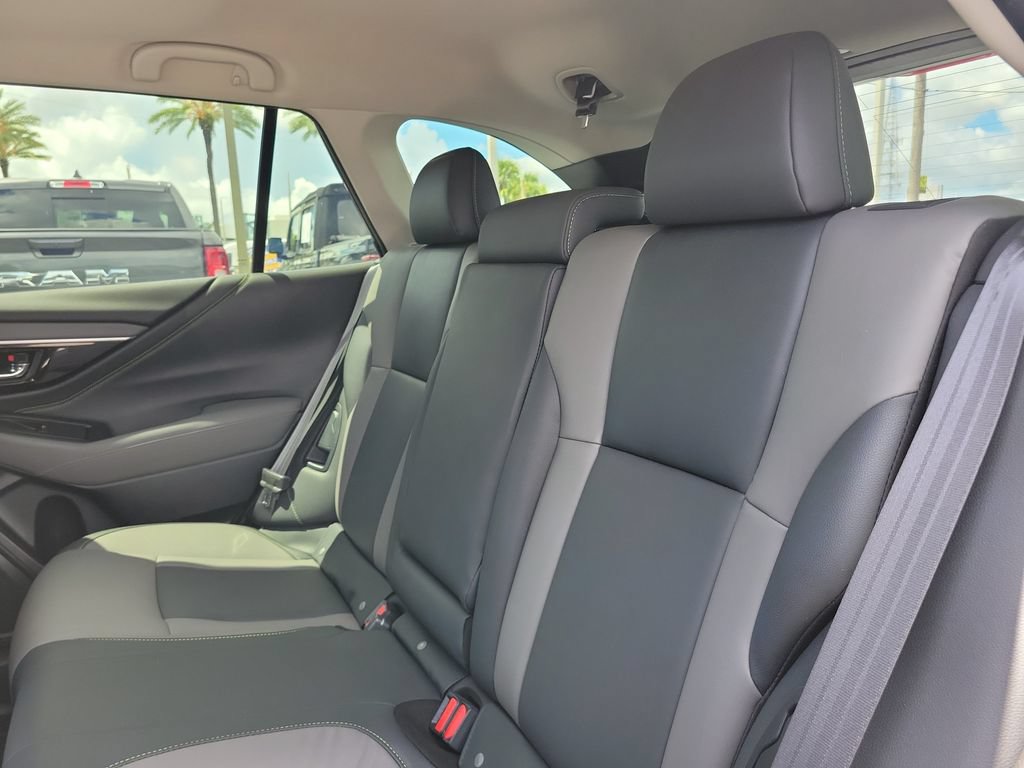 Used 2021 Subaru Outback Onyx Edition XT AWD/4WD image 11
