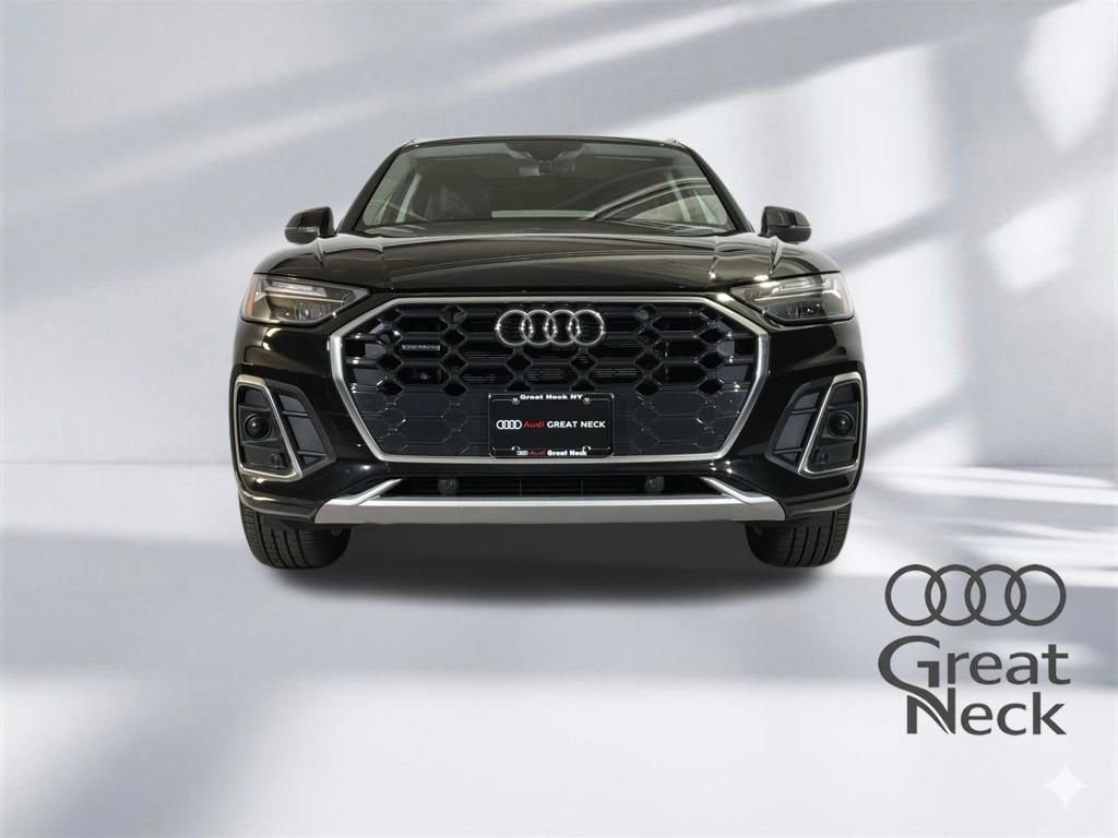 Used 2023 Audi Q5 e Premium w/ Convenience Package image 24