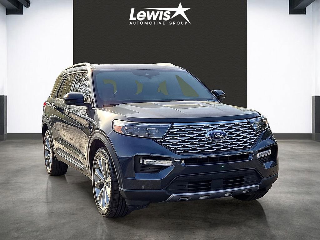 Used 2022 Ford Explorer Platinum w/ Equipment Group 601A AWD/4WD image 6