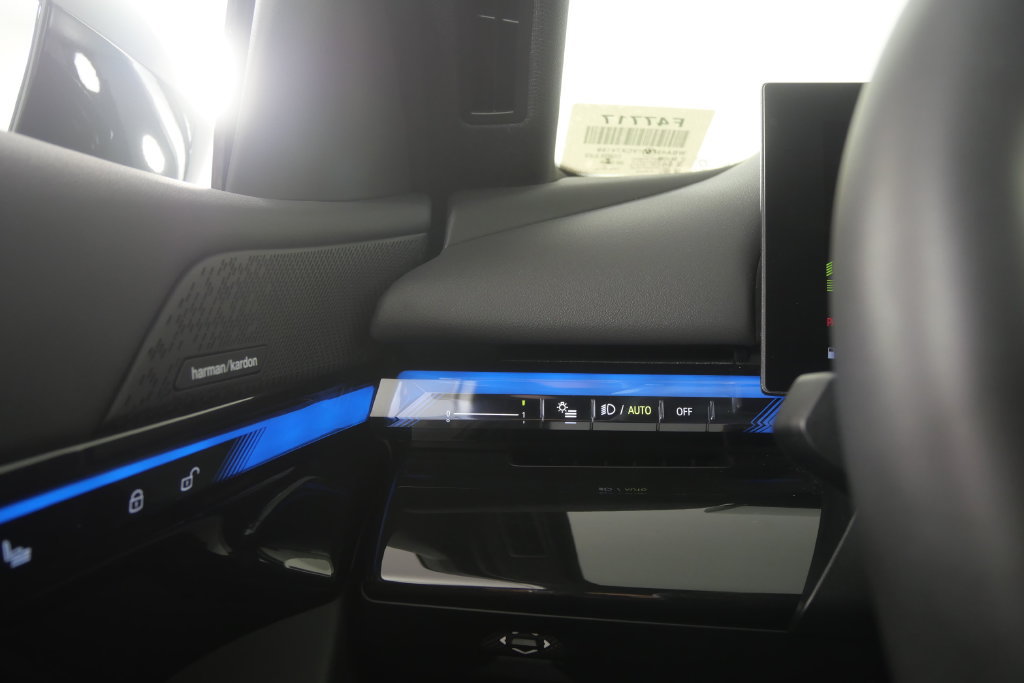 Used 2027 BMW 530i RWD image 21