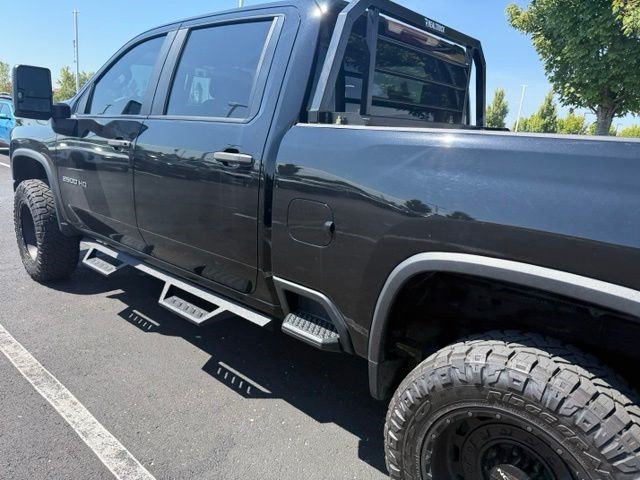 Used 2020 Chevrolet Silverado 2500 Custom w/ Custom Value Package AWD/4WD image 6