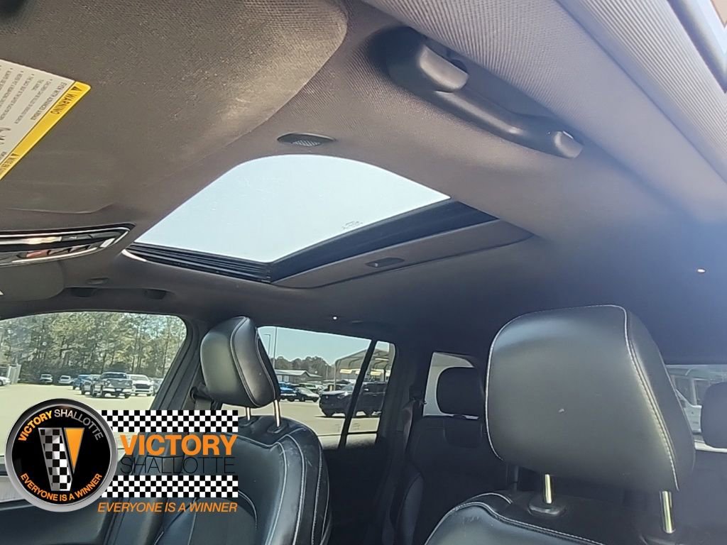 Used 2023 Jeep Grand Cherokee Altitude image 4