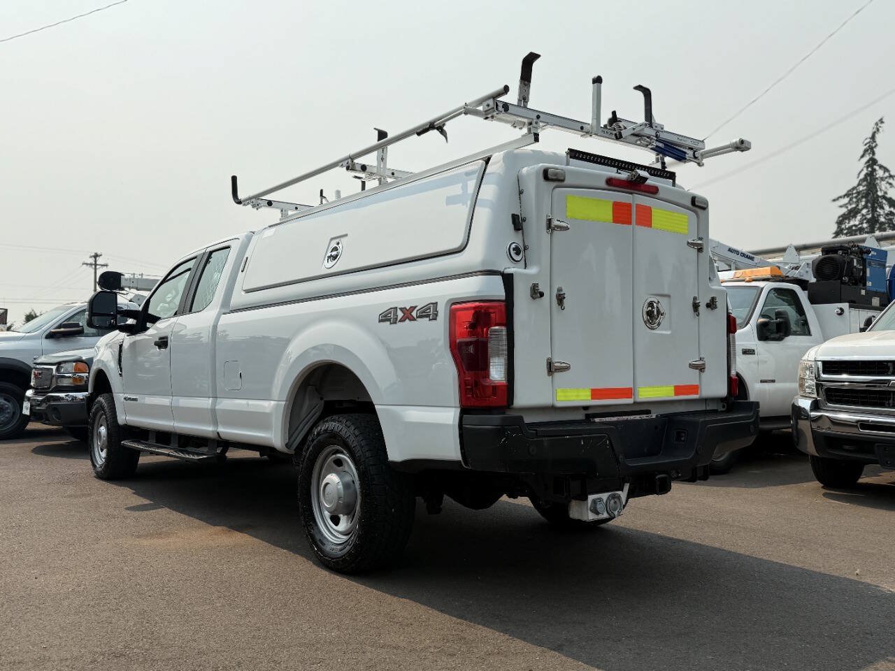 Used 2019 Ford F350 XL w/ Power Equipment Group AWD/4WD image 8