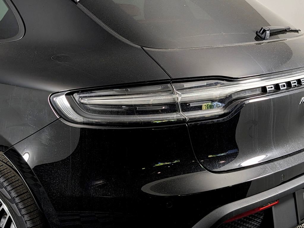 New 2026 Porsche Macan AWD/4WD image 16