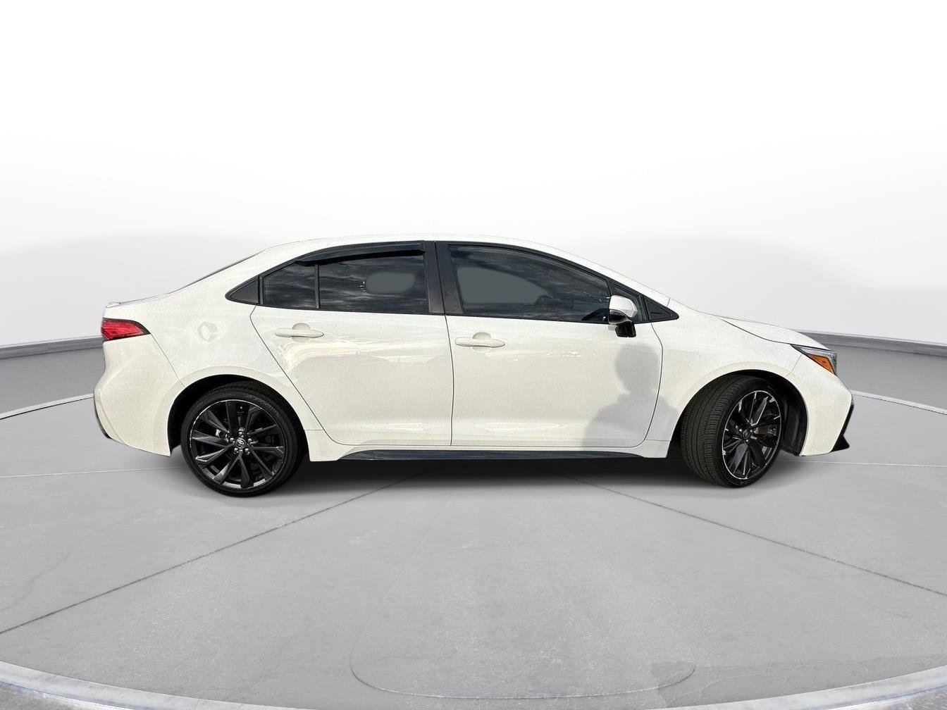Certified 2024 Toyota Corolla SE image 5