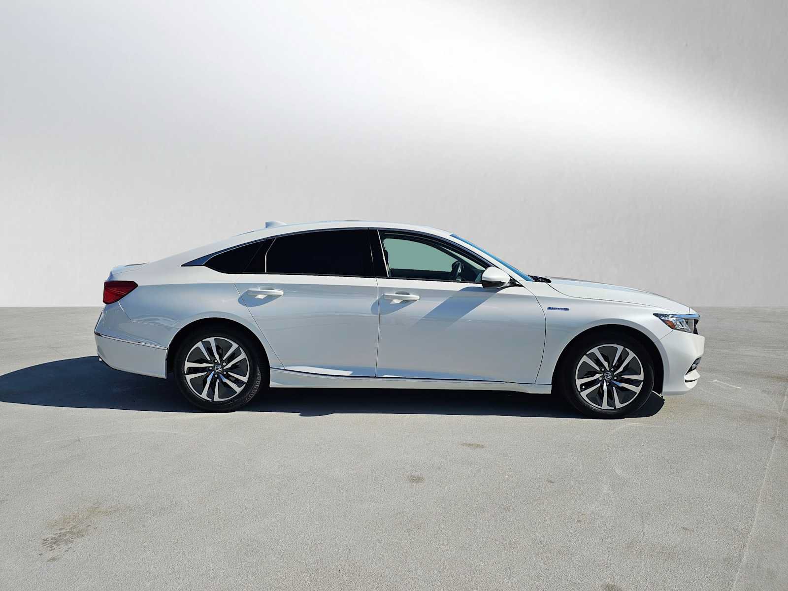 Used 2020 Honda Accord EX-L image 2