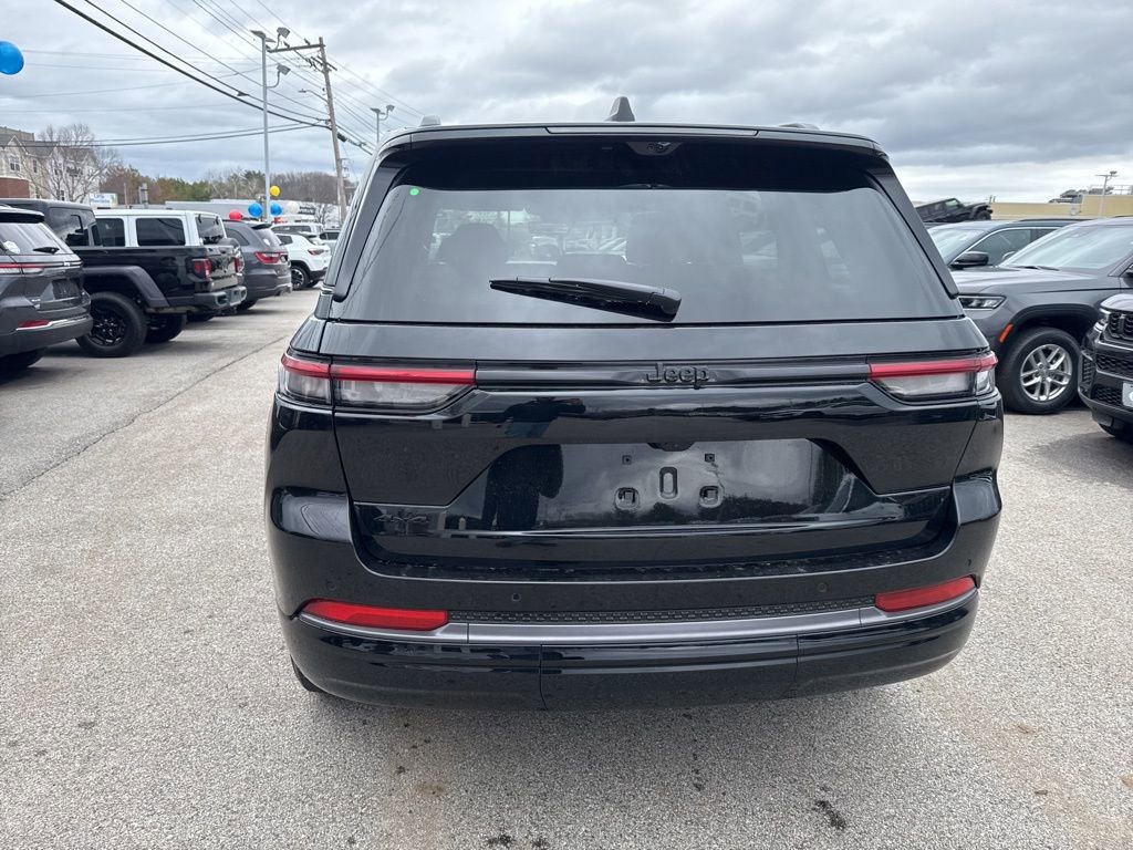 New 2026 Jeep Grand Cherokee Limited AWD/4WD image 4