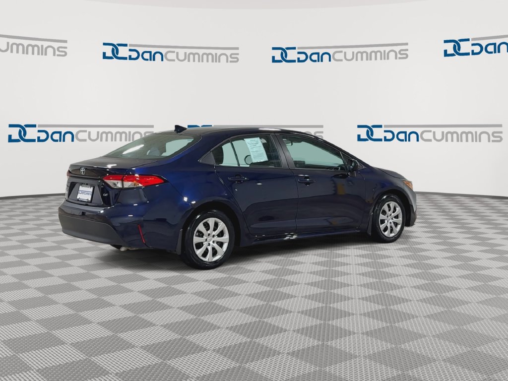 Used 2023 Toyota Corolla LE w/ Carpet Mat Package (TMS) FWD image 8