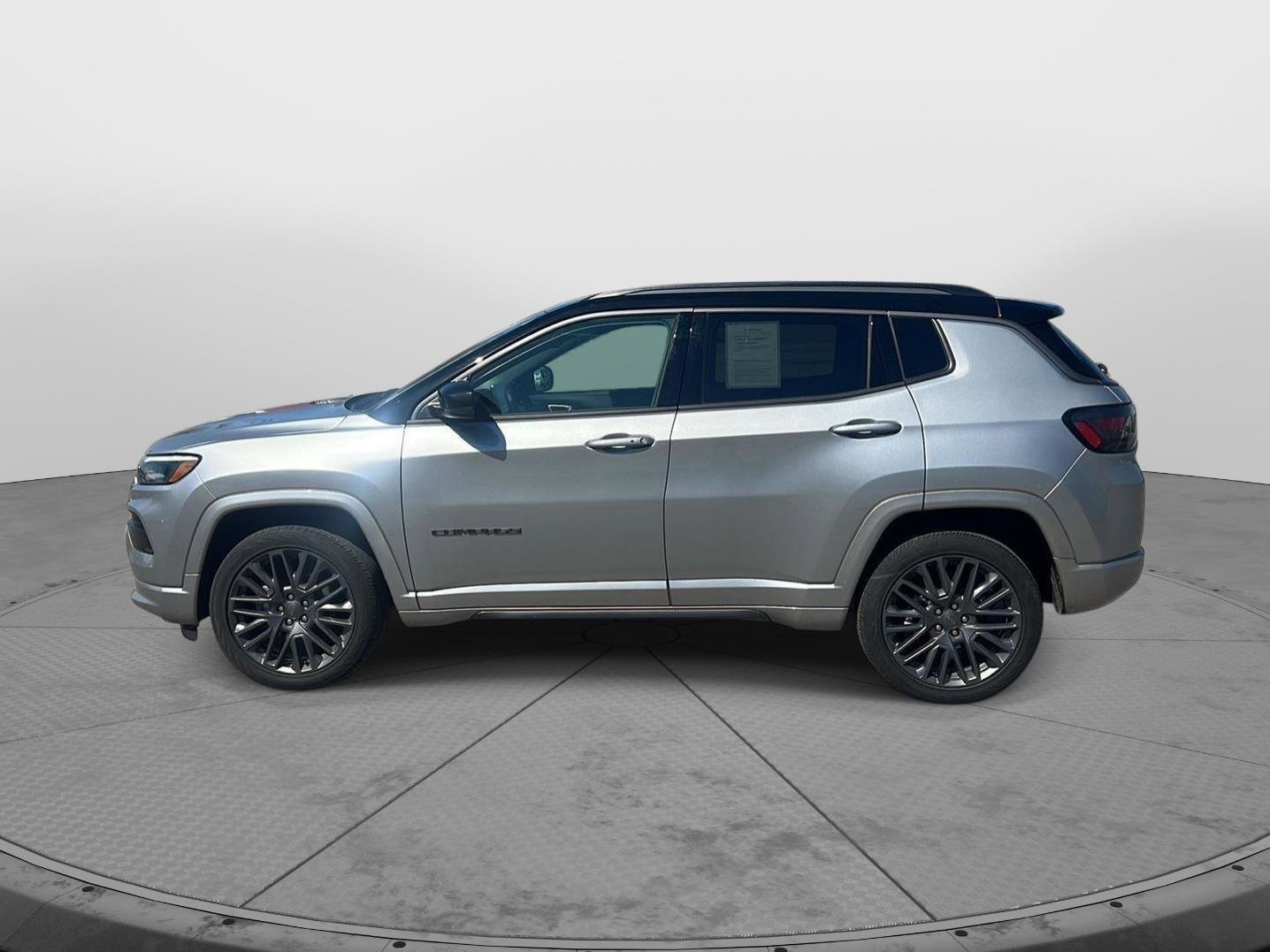 Used 2022 Jeep Compass High Altitude image 12