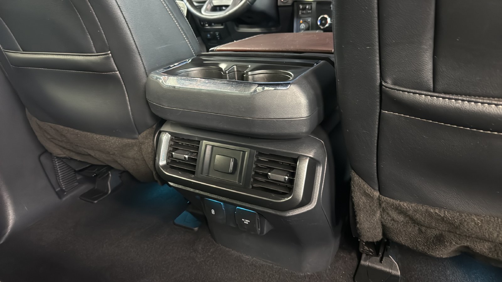 Used 2023 Ford F150 Lariat AWD/4WD image 27