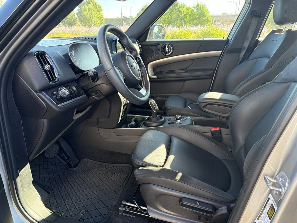 Used 2024 MINI Cooper Countryman S w/ Signature Upholstery Package AWD/4WD image 10