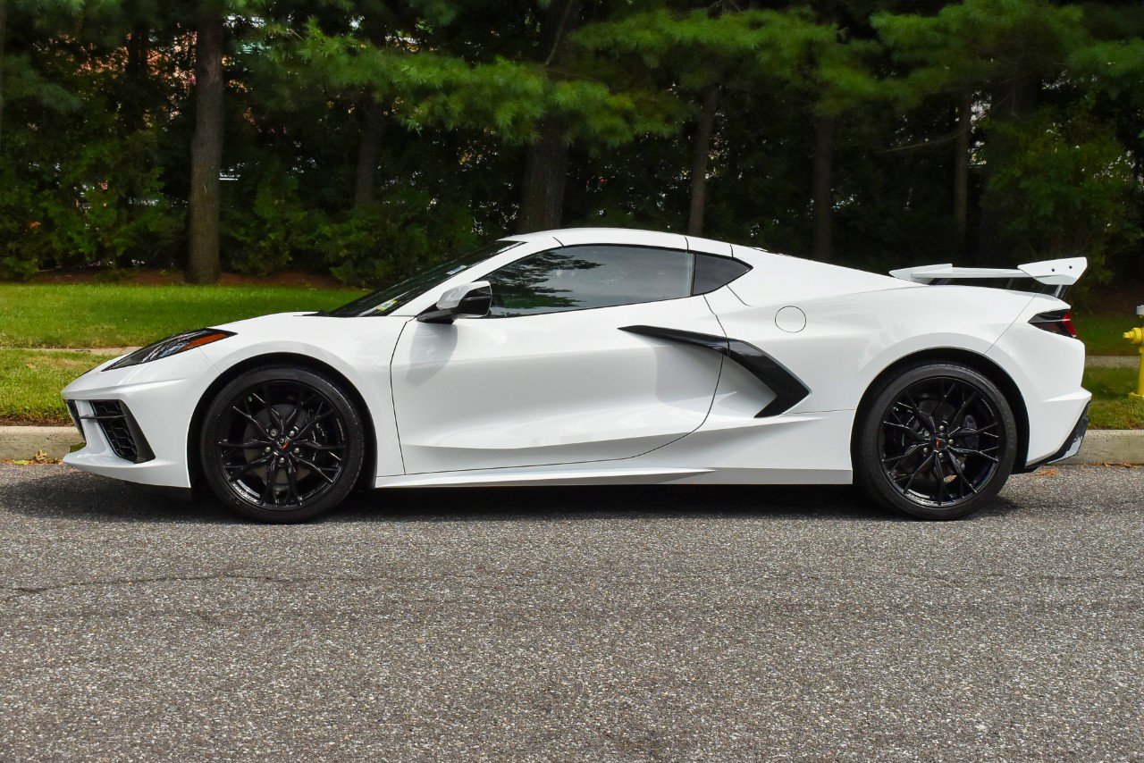 Used 2025 Chevrolet Corvette Stingray Coupe w/ Battery Protection Package RWD image 3