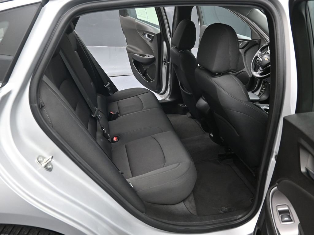 Used 2019 Chevrolet Malibu RS image 29