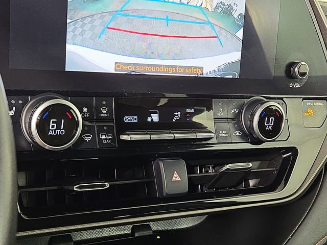 Used 2023 Toyota Highlander Bronze Edition image 22