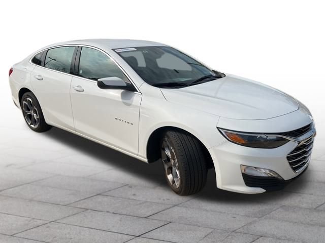 Used 2024 Chevrolet Malibu LT image 1