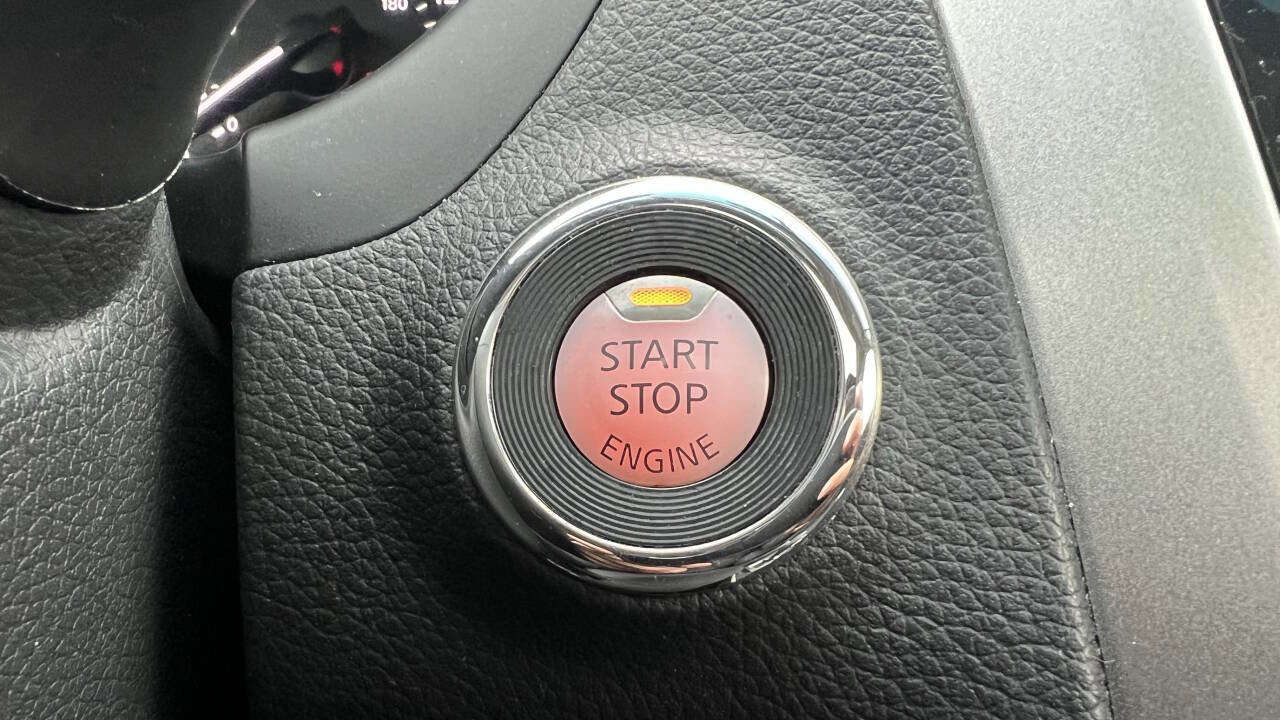 Used 2015 Nissan Altima 2.5 SV w/ Convenience Package FWD image 19
