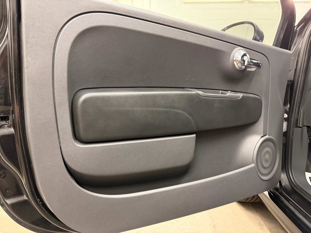 Used 2012 FIAT 500 Sport w/ Safety & Convenience Pkg FWD image 13
