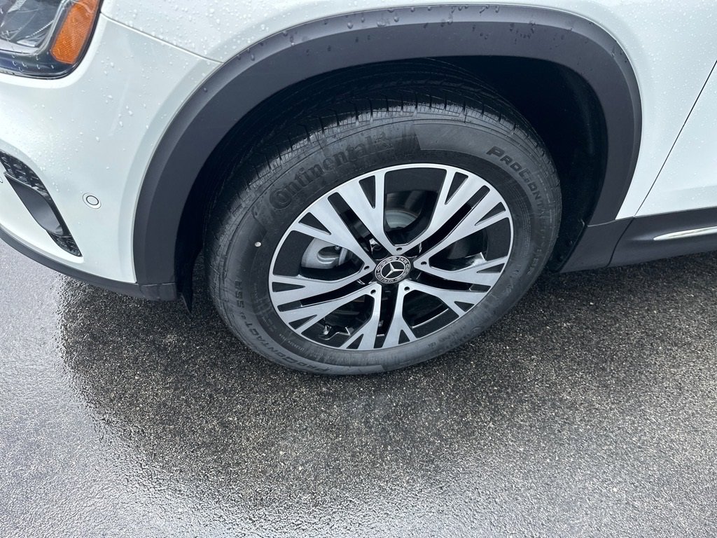 New 2025 Mercedes-Benz GLB 250 4MATIC image 14