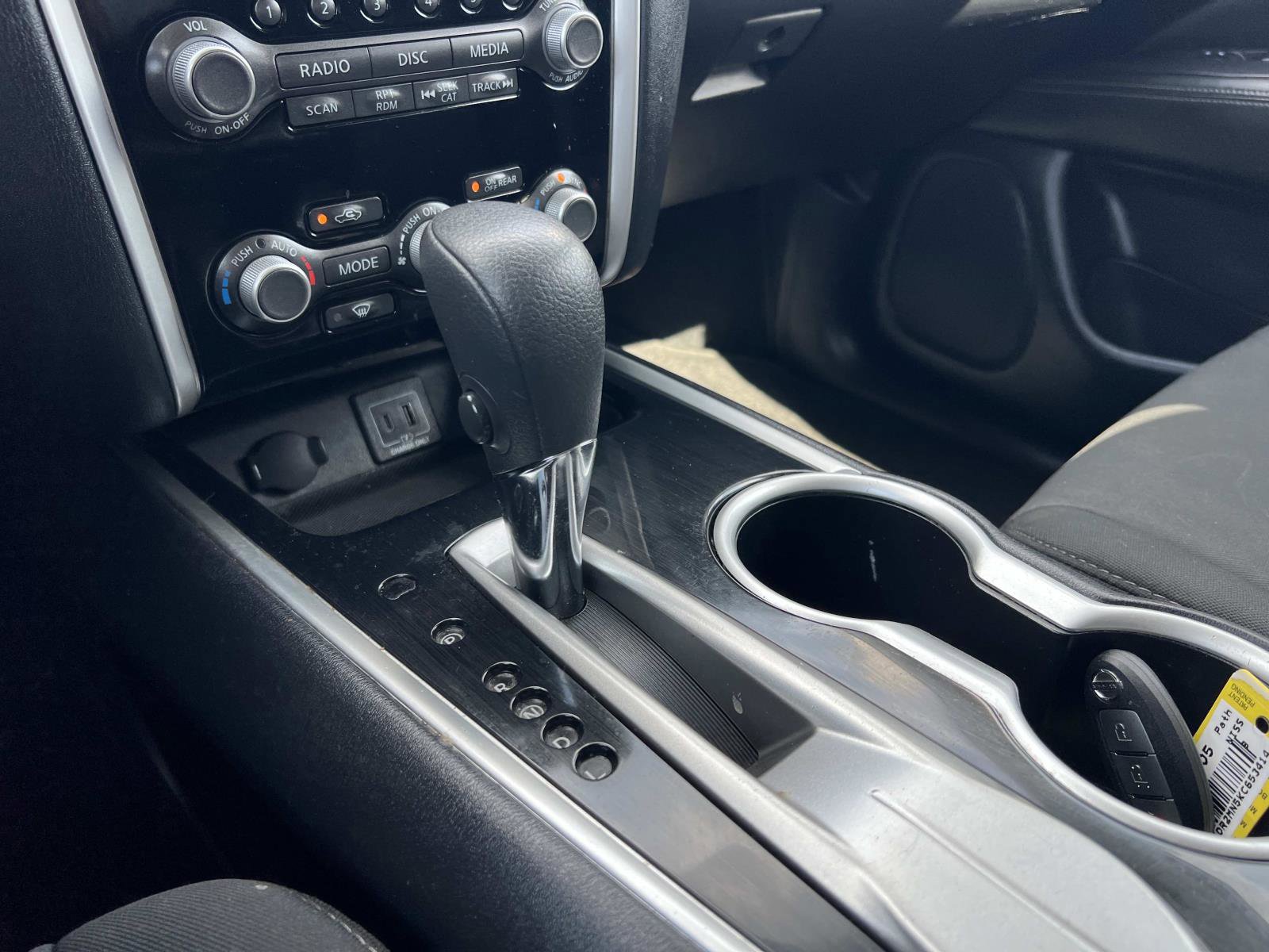 Used 2019 Nissan Pathfinder S image 19