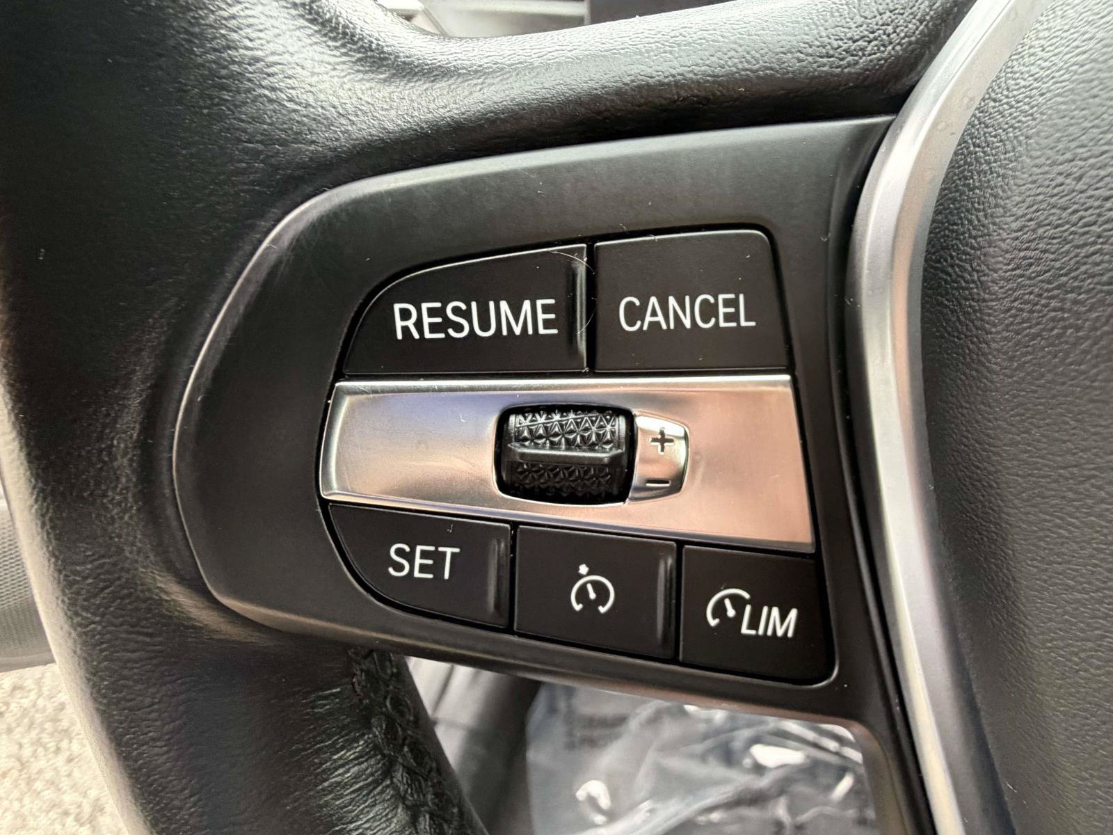 Used 2023 BMW i4 eDrive35 w/ Premium Package RWD image 14