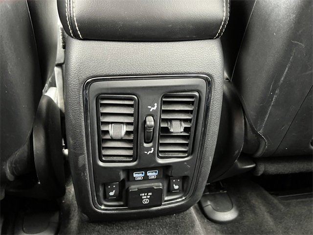 Used 2014 Jeep Grand Cherokee Limited image 32