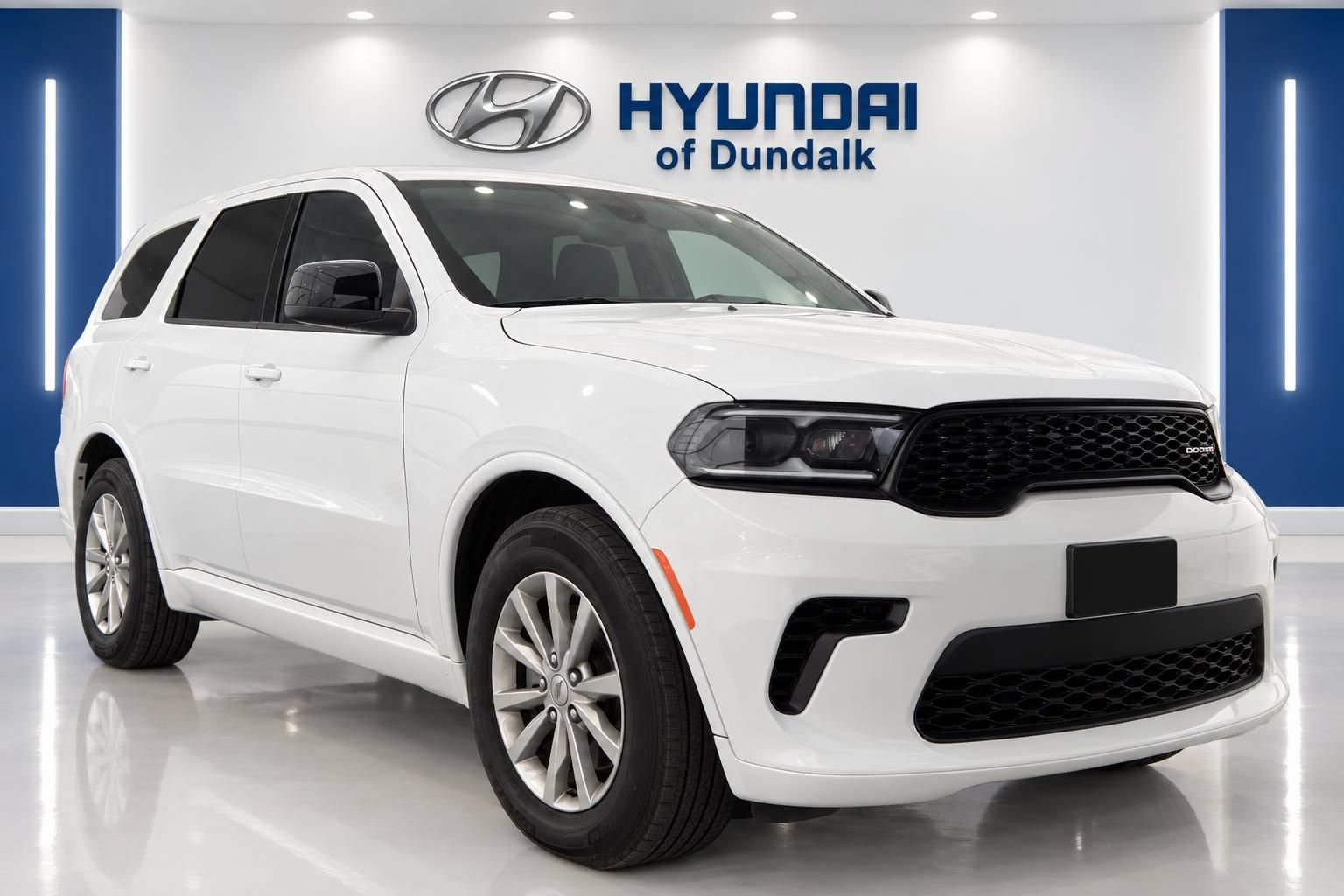 Used 2025 Dodge Durango GT RWD image 3