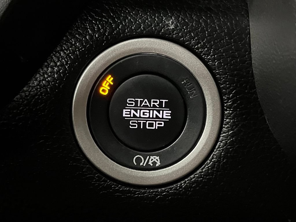 Used 2025 RAM 2500 Big Horn AWD/4WD image 34