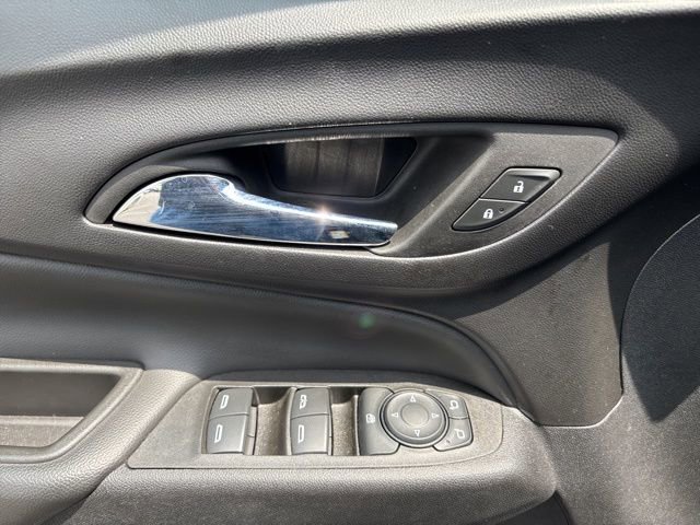 Used 2022 Chevrolet Equinox LT image 10