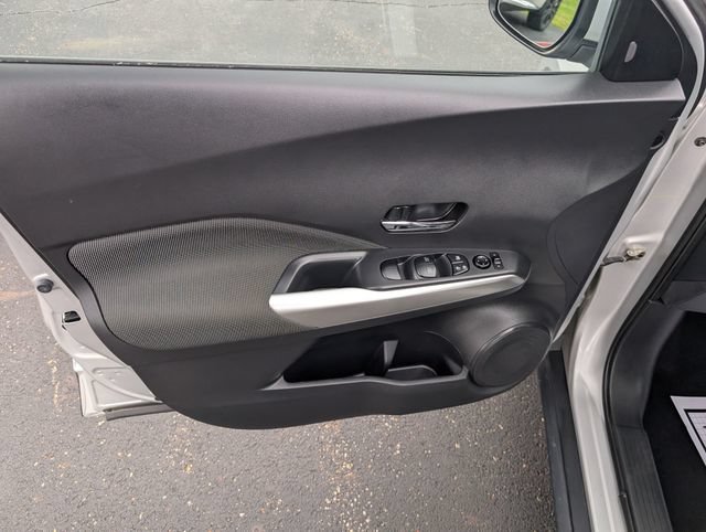 Certified 2020 Nissan Kicks SV FWD image 14