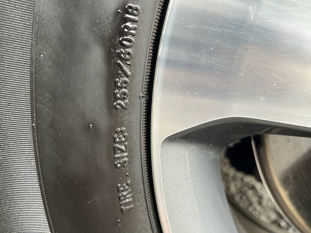 Used 2024 Honda Pilot EX-L image 9