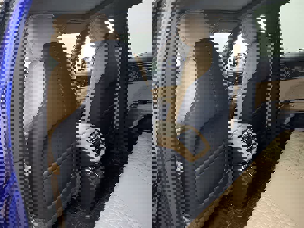 Certified 2025 Cadillac Lyriq Sport w/ Nappa Leather Package image 16