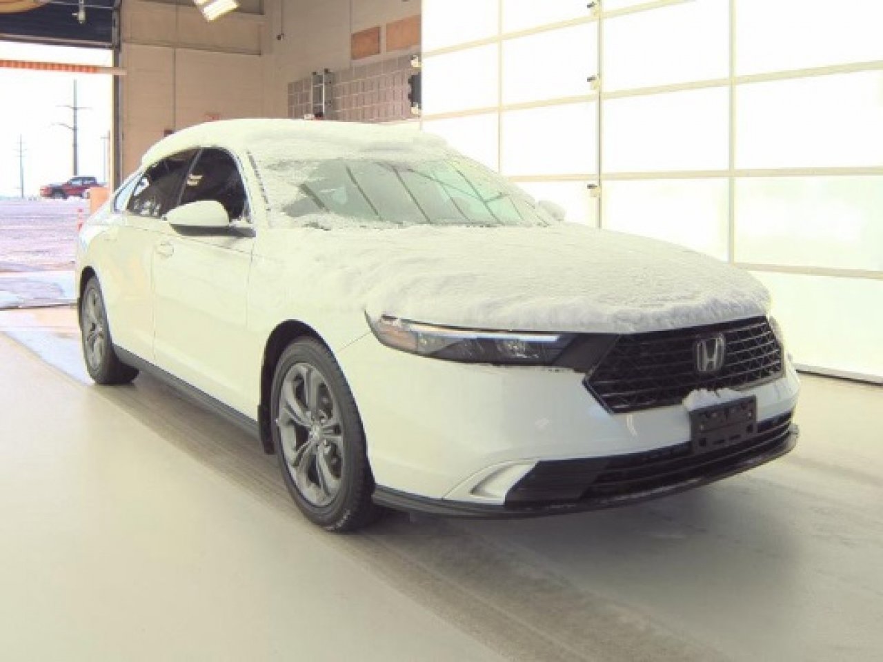 Used 2024 Honda Accord EX image 6