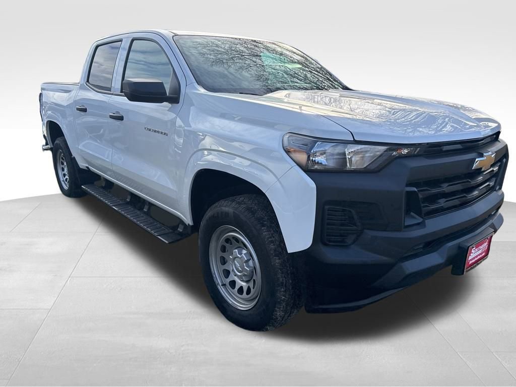 Certified 2024 Chevrolet Colorado W/T image 14