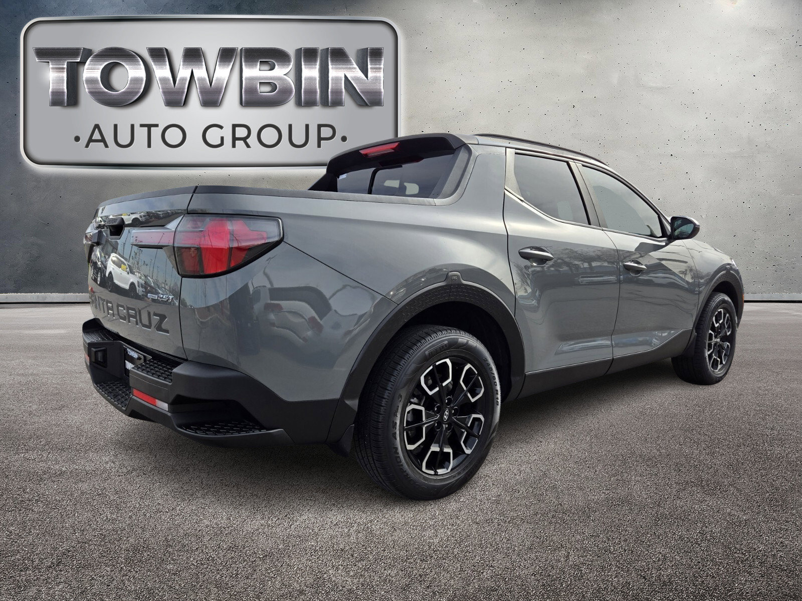 Used 2022 Hyundai Santa Cruz SEL Premium image 5