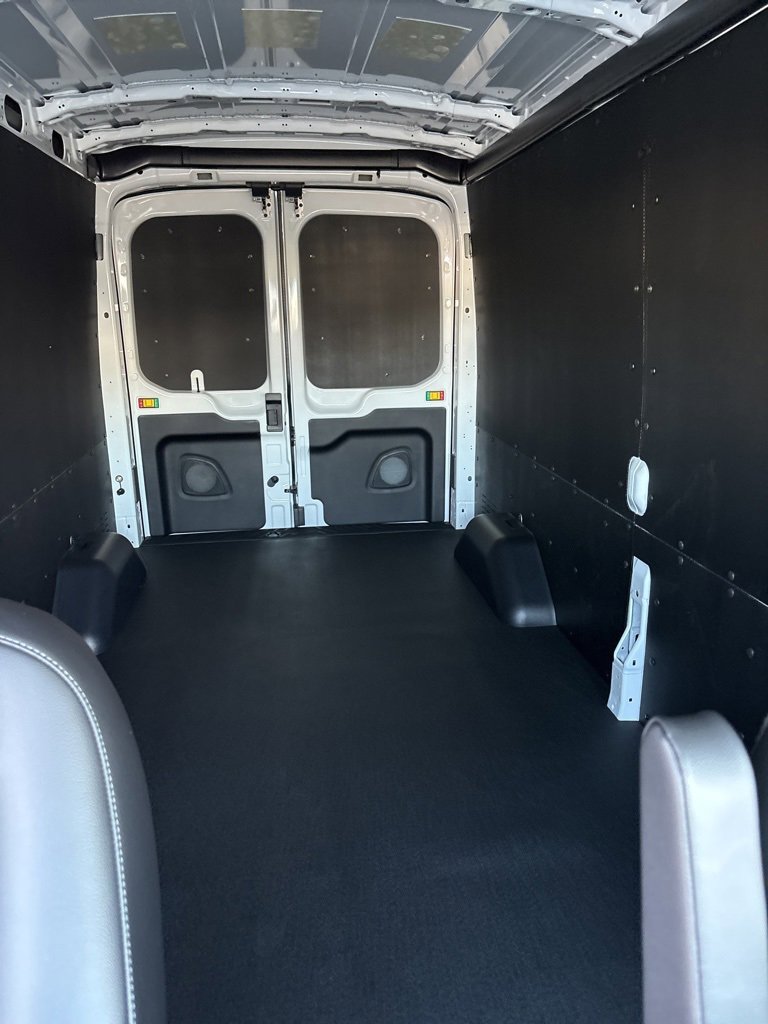 New 2025 Ford Transit 250 148 Medium Roof Extended AWD w/ Load Area Protection Package image 30