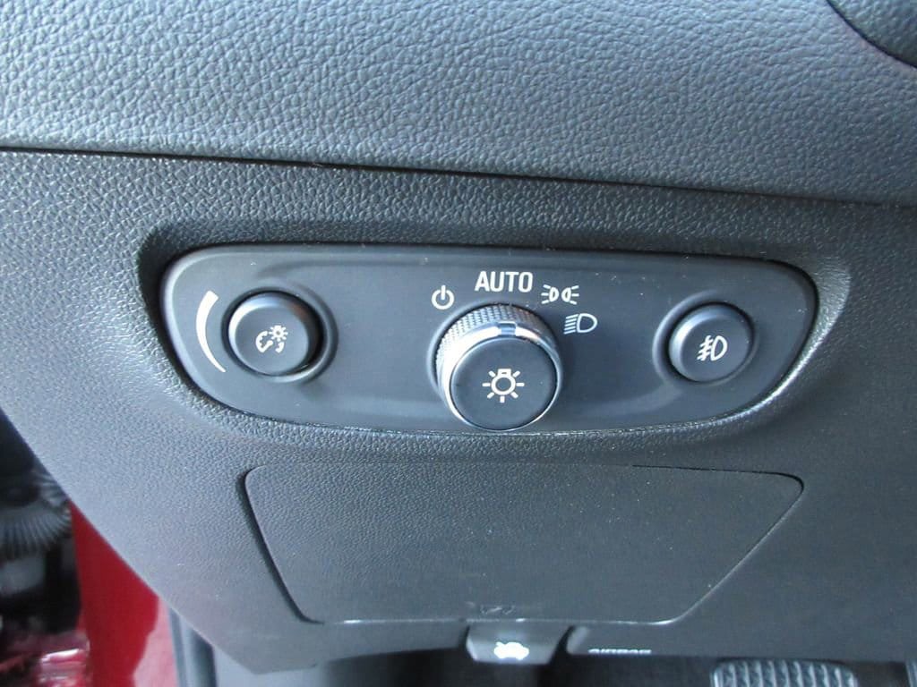 Used 2022 Buick Encore GX Select w/ Sport Touring Package image 23