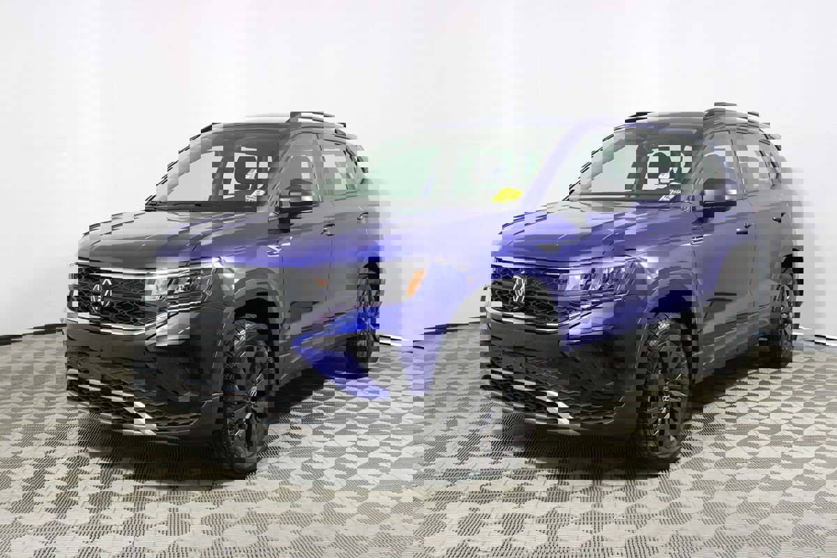 Used 2023 Volkswagen Taos S w/ Driver Assistance Package image 27