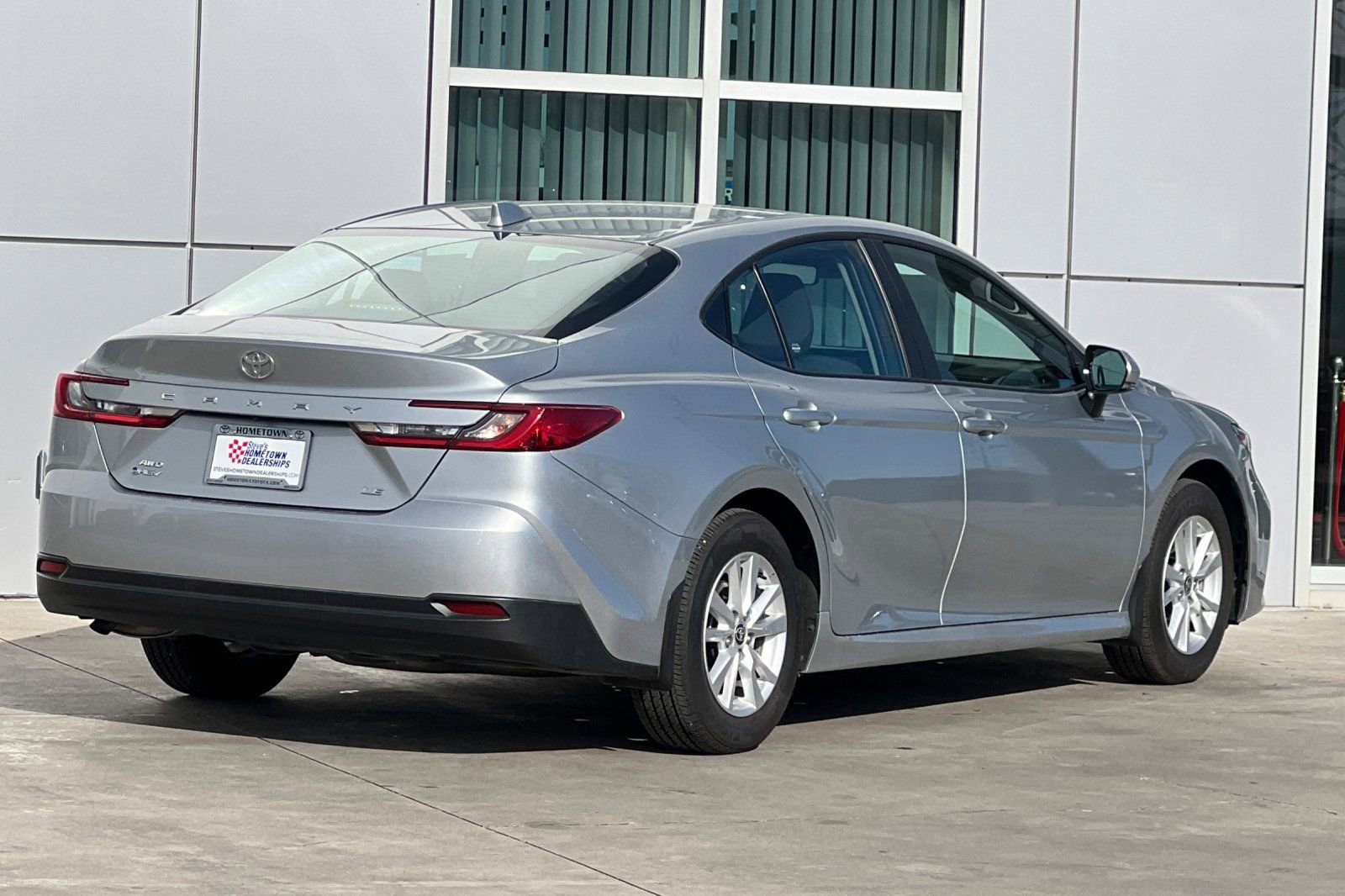 Certified 2025 Toyota Camry LE w/ Convenience Package image 4